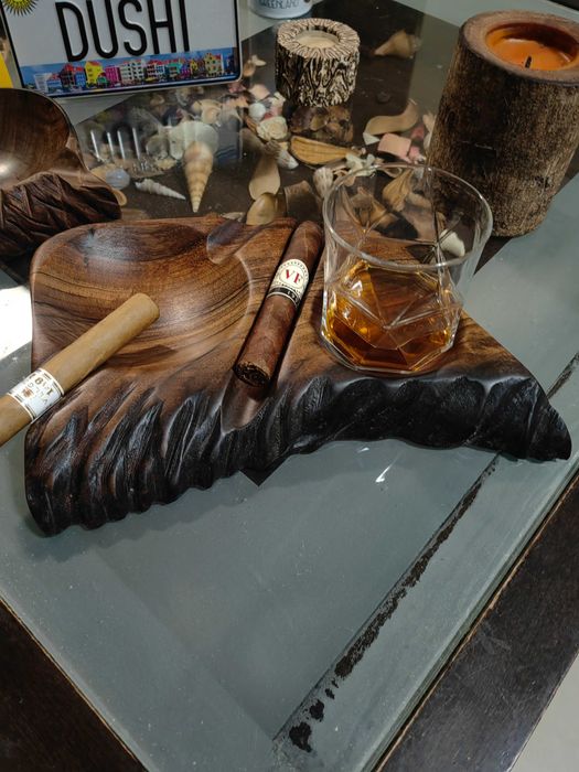 Пепелник за пури с място за чаша