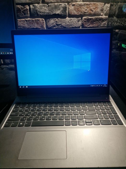 Ноутбук Lenovo IdeaPad 3 15IGL05 (81WQ00EQRK)