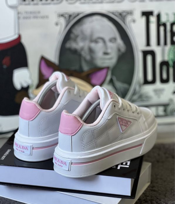 Adidasi prada roz 38,39,40