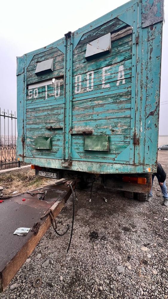 КАМАЗ 5320 сотилади.