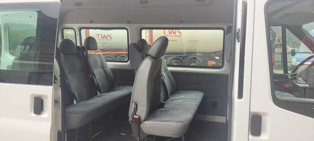 Ford Transit/8+1/2013/2.2-125cp/aer condiționat fata-spate/euro 5