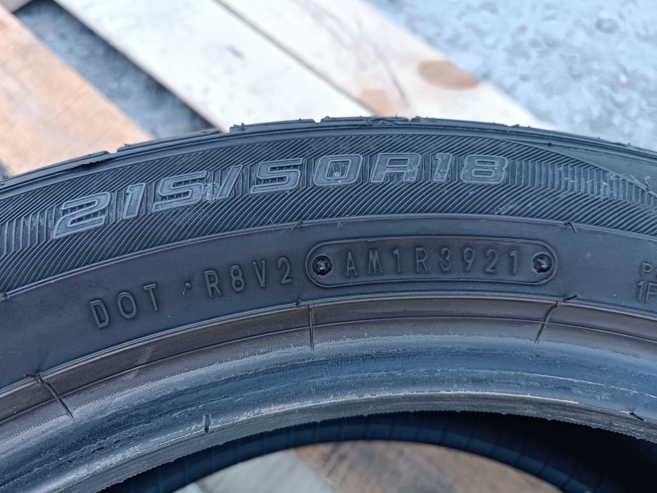 2бр. летни гуми 215/50/18 Falken