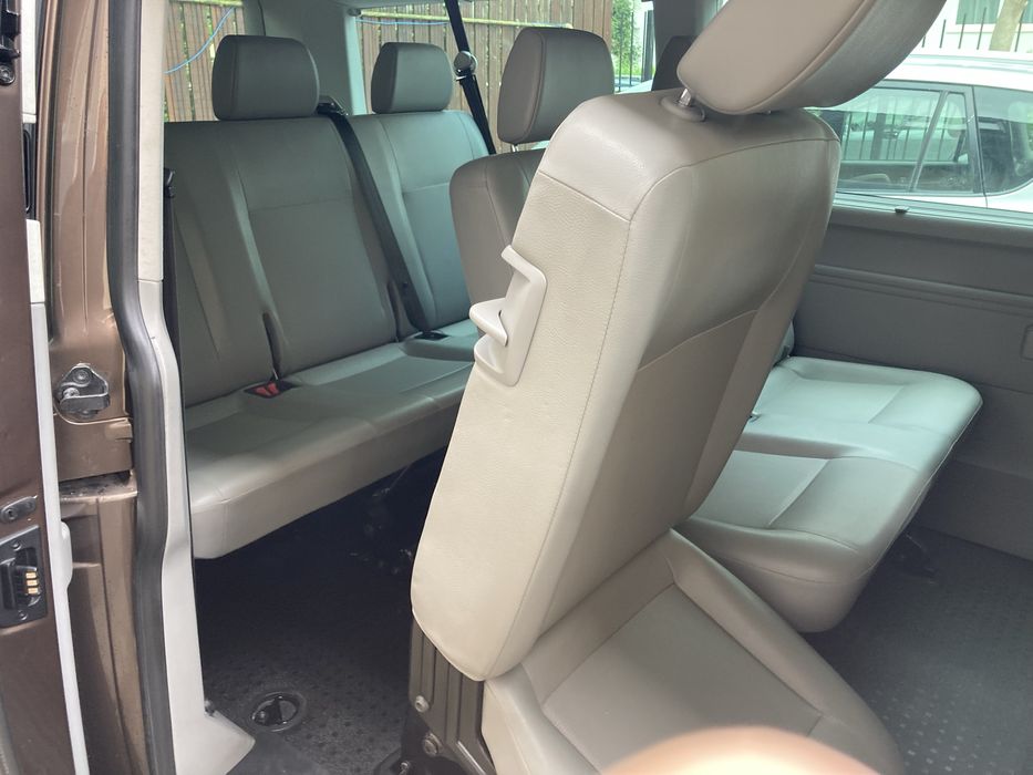 Închriez microbuz 8+1 in regim rent a car cu sau fara sofer