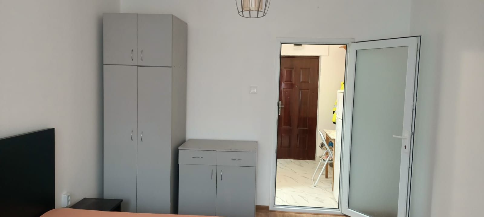 Închiriez garsoniera în zona Tiglina 1 A4