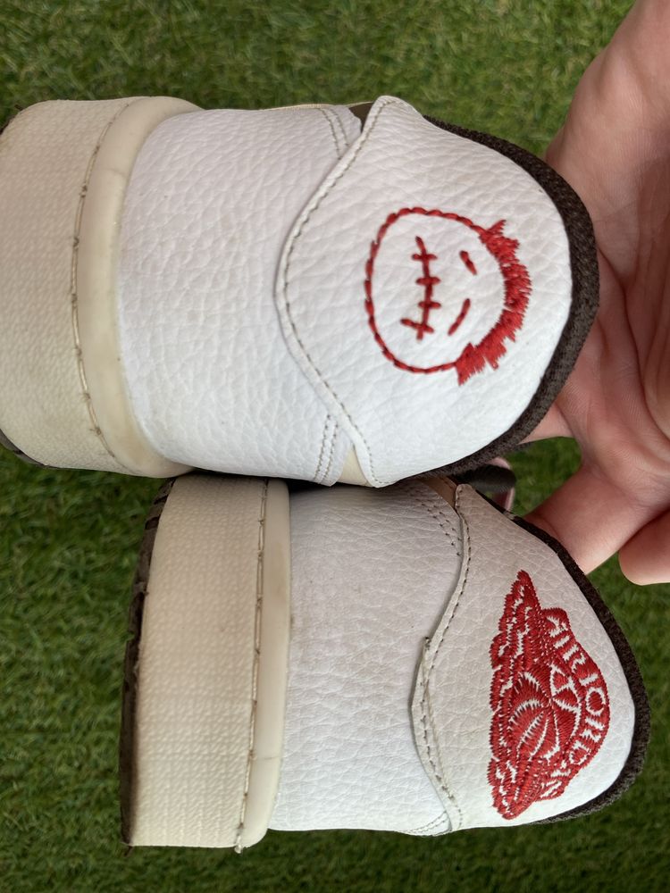Travis scott x Jordan1 low