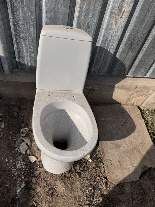 Продам унитазззз