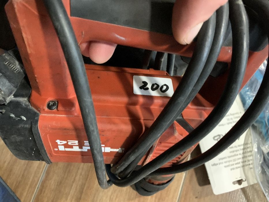 Hilti перфоратор на батерии