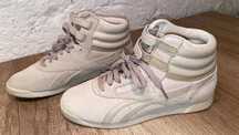 Дамски маратонки Reebok Classic HI 38