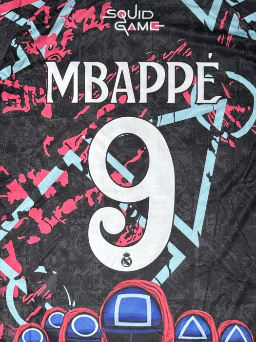 Compleu fotbal Mbappe - Squid Game (special edition)