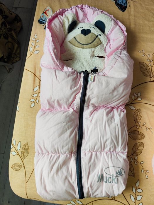 Vând fâș fetiță pentru căruț ursuleț stare foarte bună