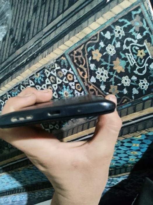 Redmi 9c yaxshi arqa kamerasi singan