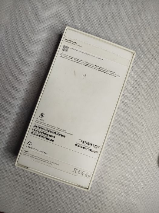 Срочно продам iPhone 16 Pro Max 256Gb Black Titanium, 100%, 27 циклов