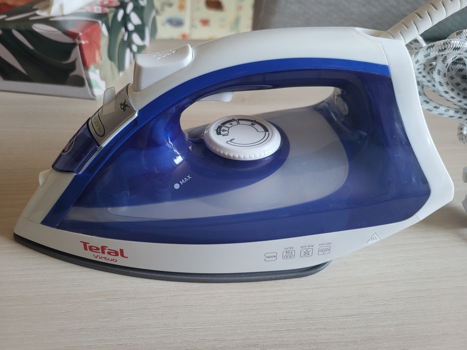 Fier de calcat Tefal Virtuo FV1711E0