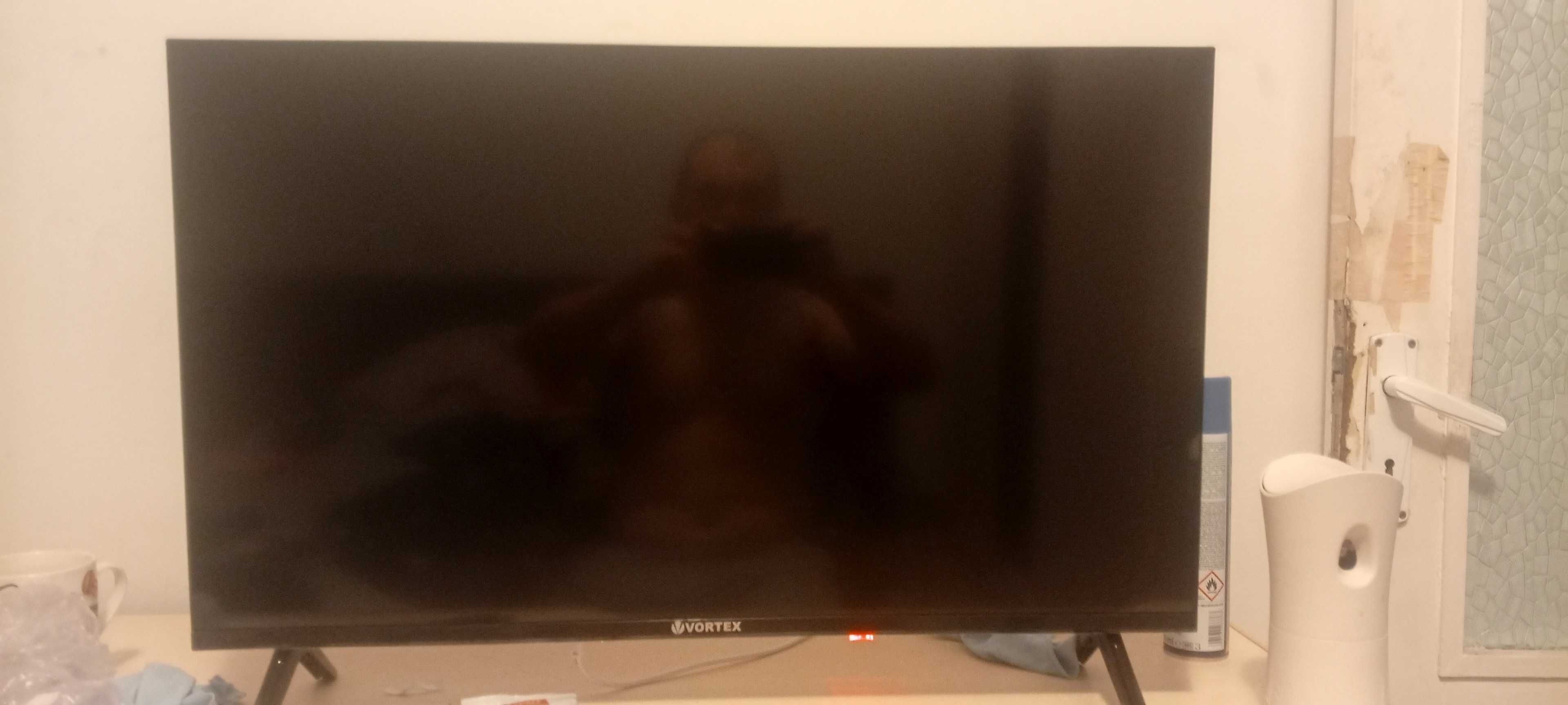 Televizor  nou diagonala 32