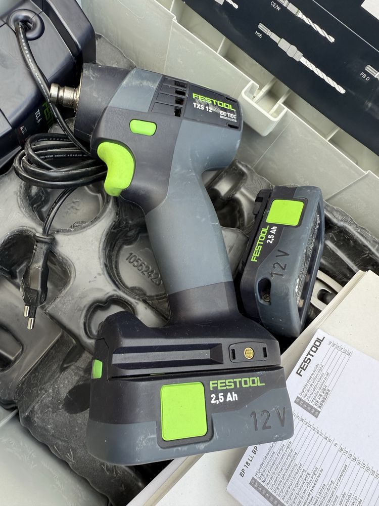 Festool txs 12 perfektna !