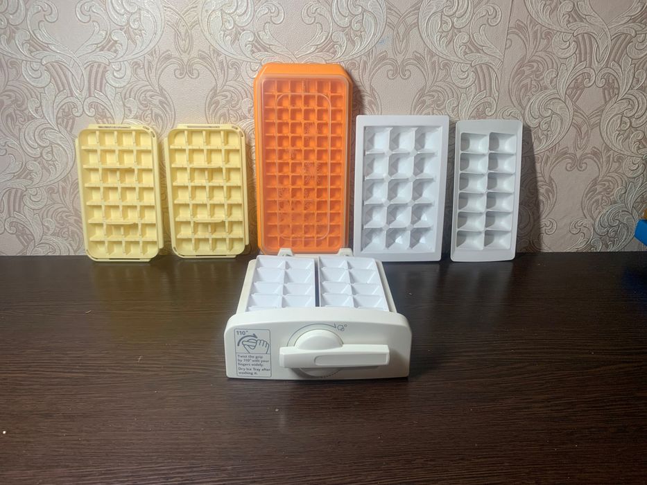 Формы для льда пластик