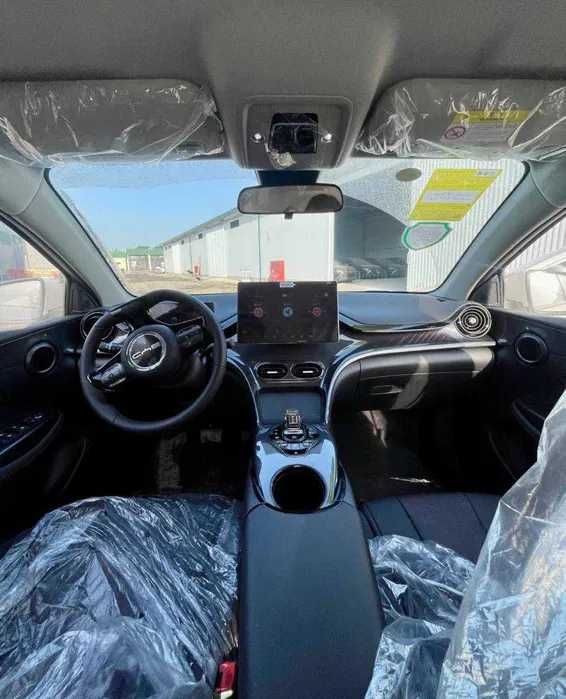 BYD E2 naxt va bo'lib to'lashga