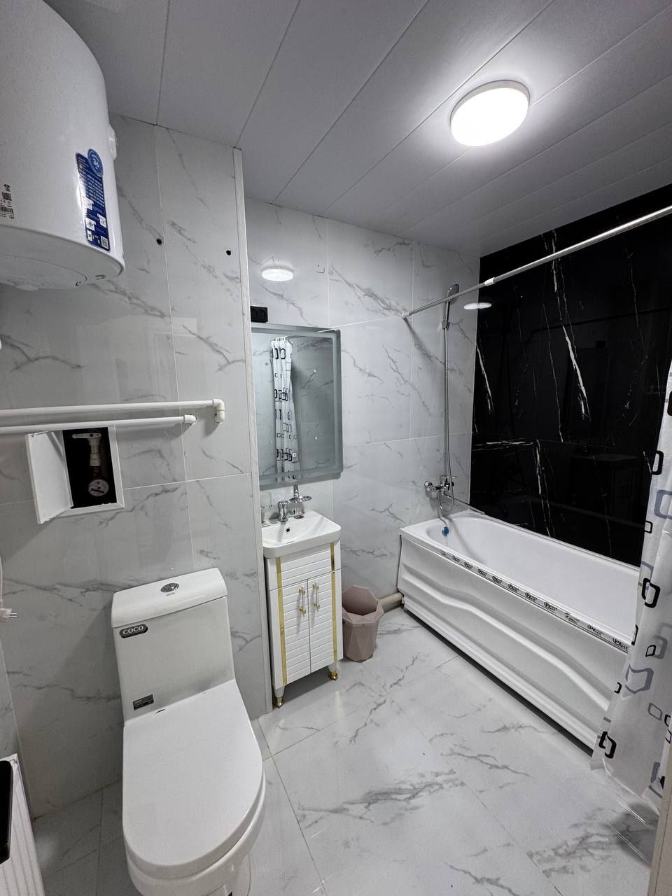 Buxoro shahar aeroport yo’lida joylashgan 8 qavatli liftlik domning 
5