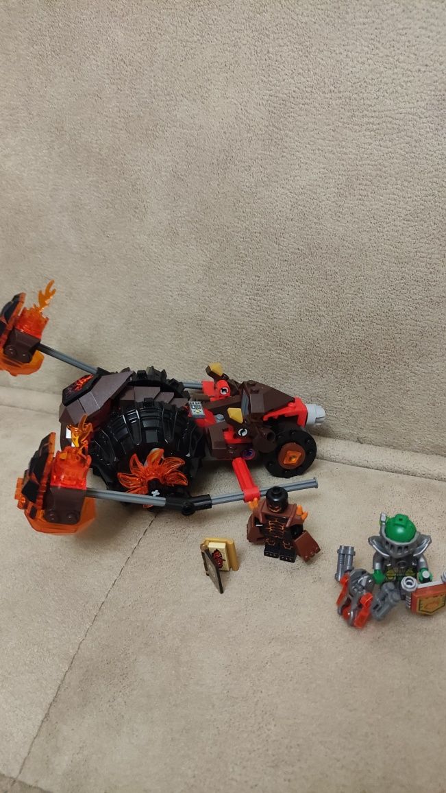 LEGO NEXO KNIGHTS 70313 - Лава унищожителя на Молтор