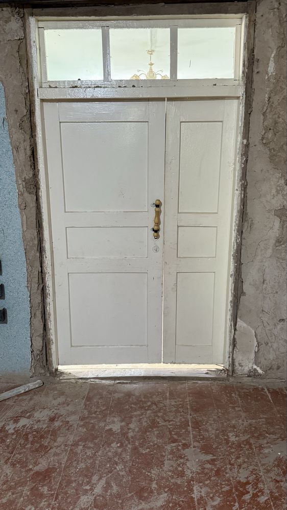 Shiqqan esik satiladi 4 dana bar