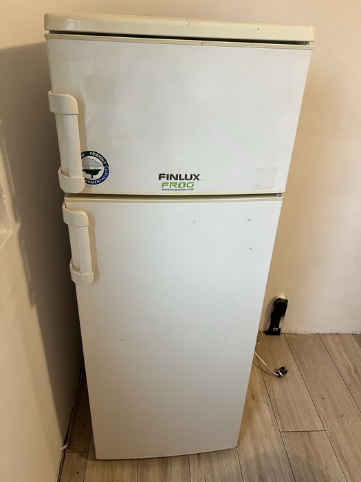 Продавам хладилник