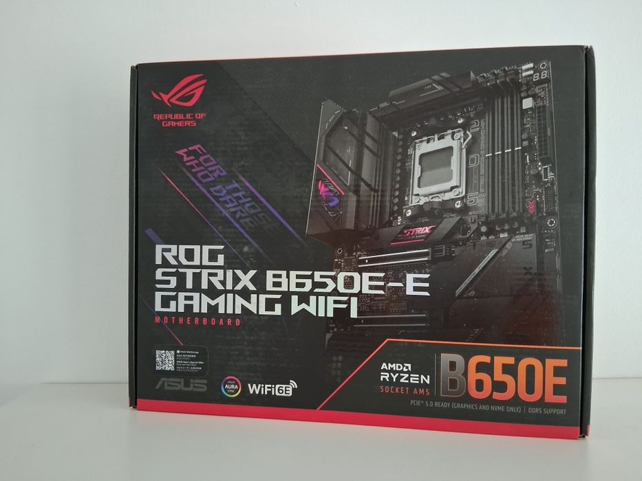 Placa de baza Asus Rog Strix B650E-E gaming wifi 6e amd ryzen am5,ATX