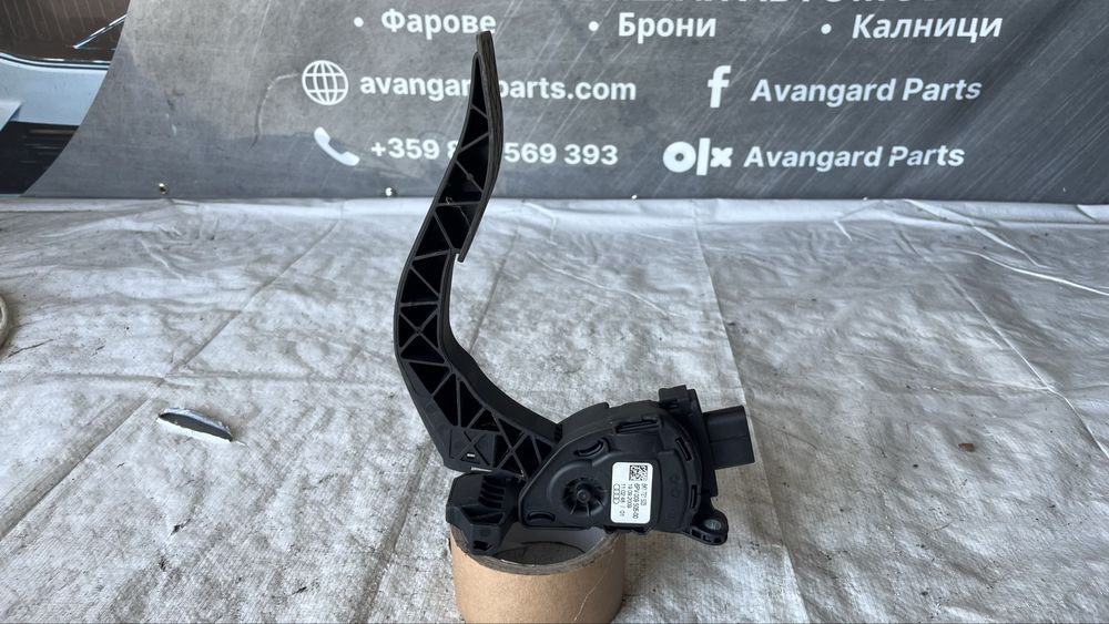 Педал за газ Audi A4 B8