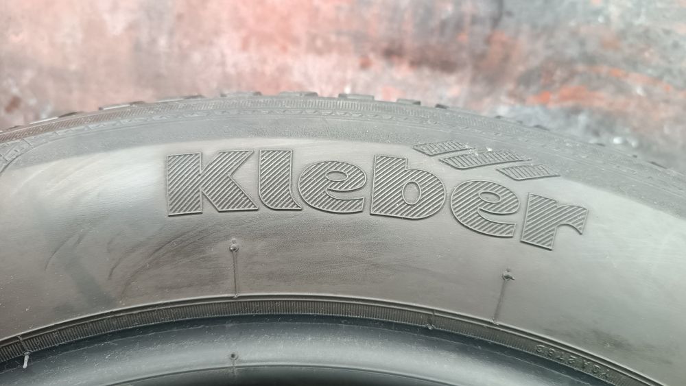 205/60/16 Kleber
