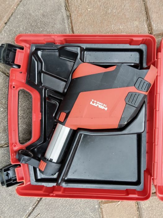 Aspirator HILTI  TE DRS-6-A că și nou