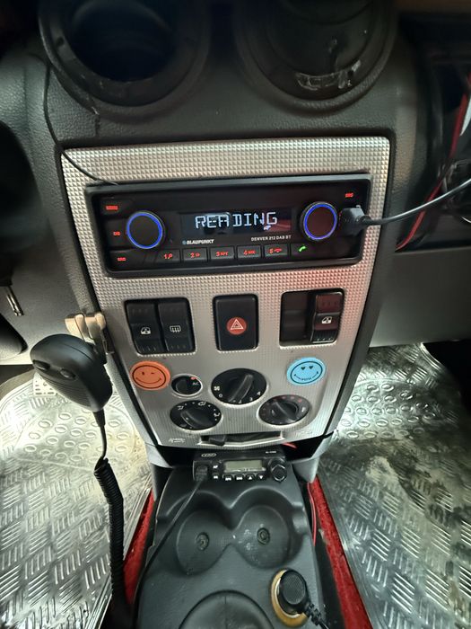 Vand dacia logan 1.4 Benzina!!! Km relai 100%