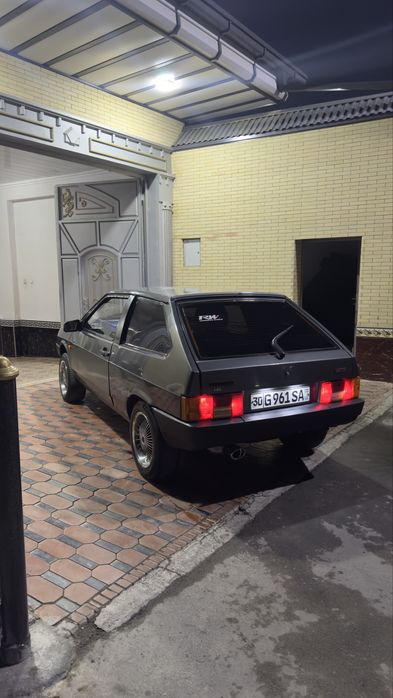 Vaz 2108 sotiladi
