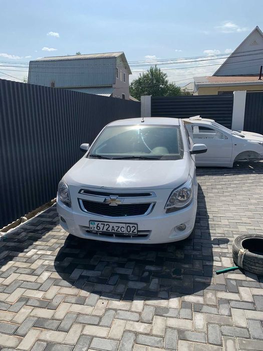 Аренда автомобилей Нексия 9000 Кобальт 10000