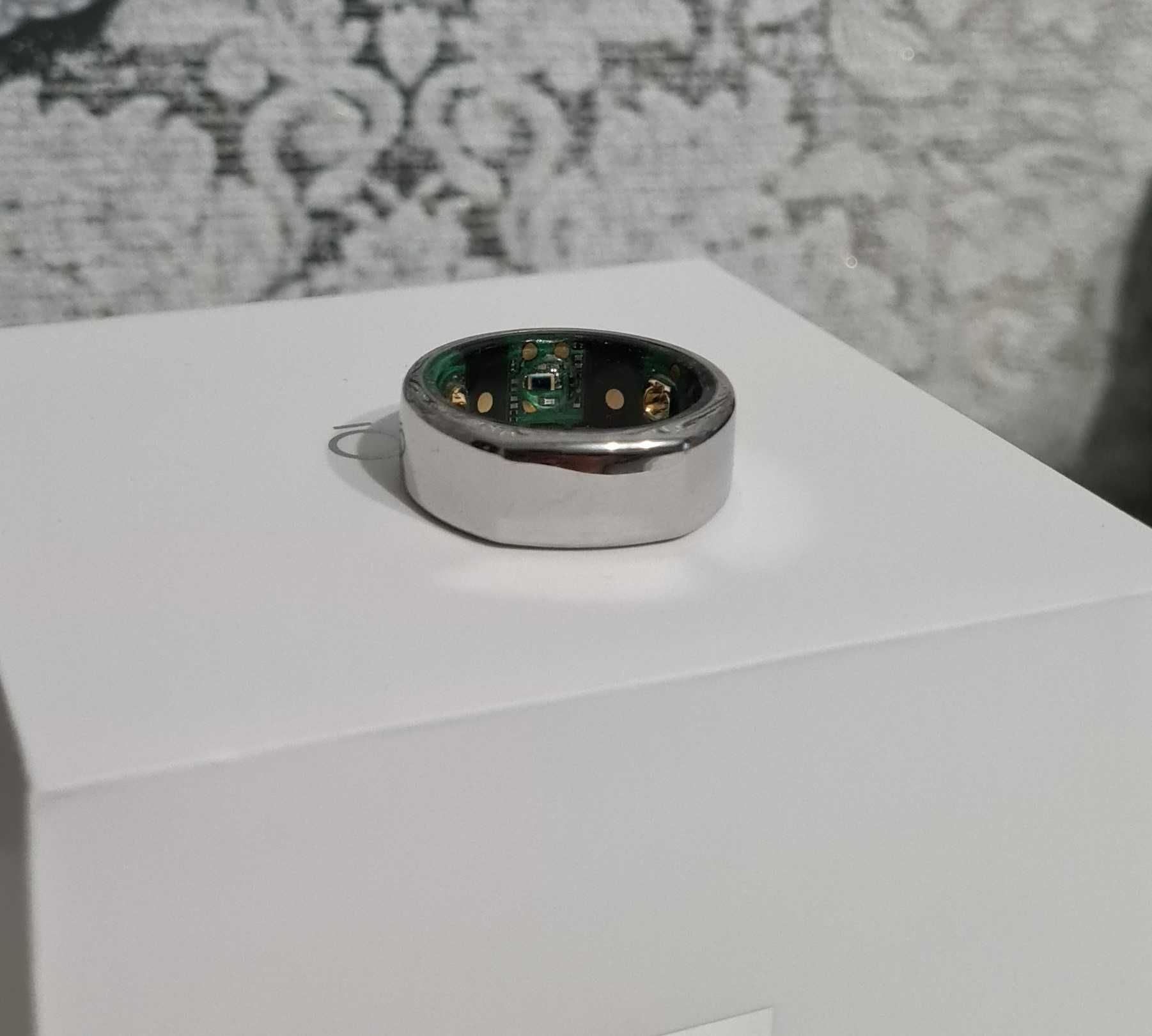 Oura Ring Gen2 Heritage Silver US8 - умное кольцо
