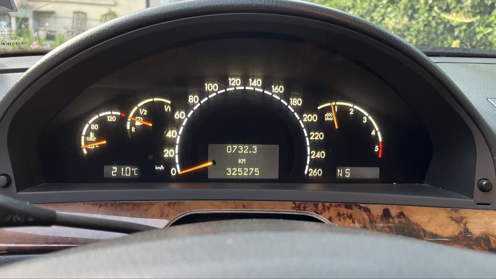 Продавам Mercedes-Benz S 320 - W220 дизел.