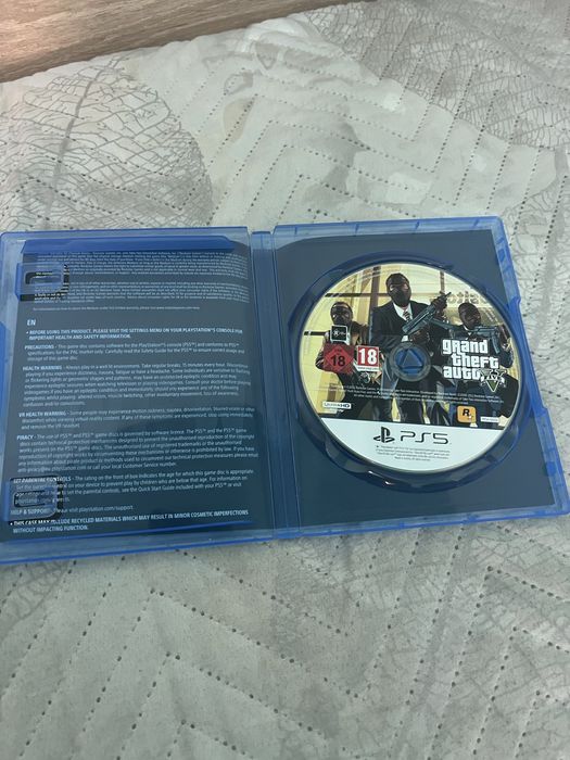 Продавам GTA 5 за ps 5
