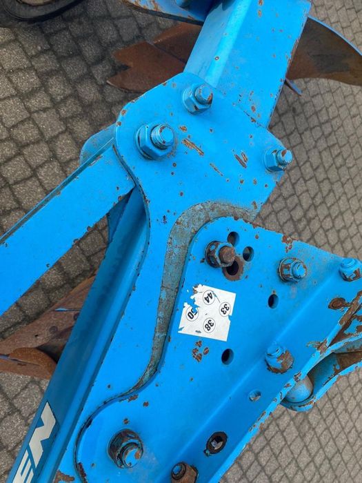 Lemken europal 7 4+1 Sotiladi