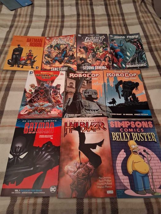 Set 10 volume DC + Vertigo + RoboCop – stare excelentă