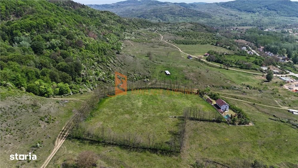 Teren intravilan zona Gura Bascei, com. Cislau