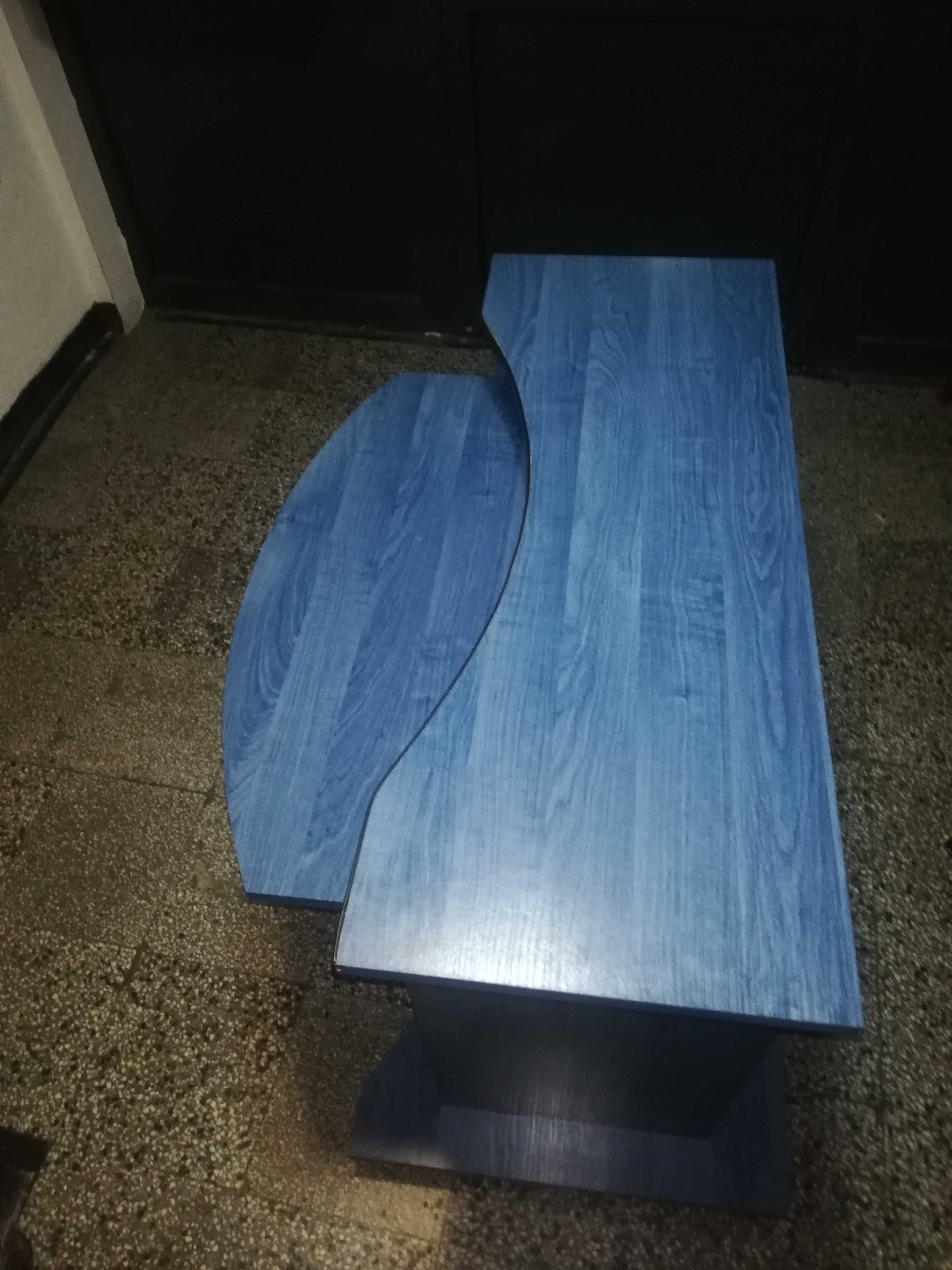 Детско бюро с колелца