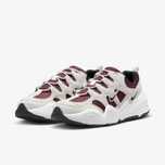 Nike tech hera, purtati odata