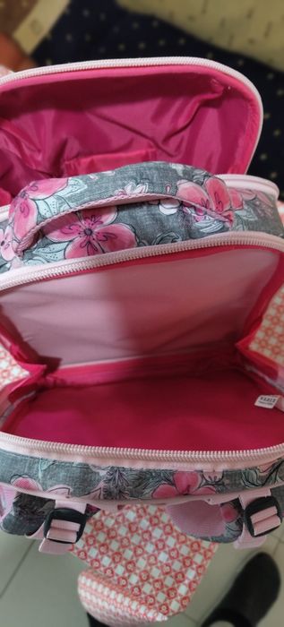 Продавам раница Belmil