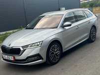 Skoda Octavia Far Matrix /Digital Cockpit/Apple CarPlay/Camera/Head up Display/ETC
