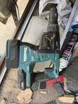Makita hr002gz defecta
