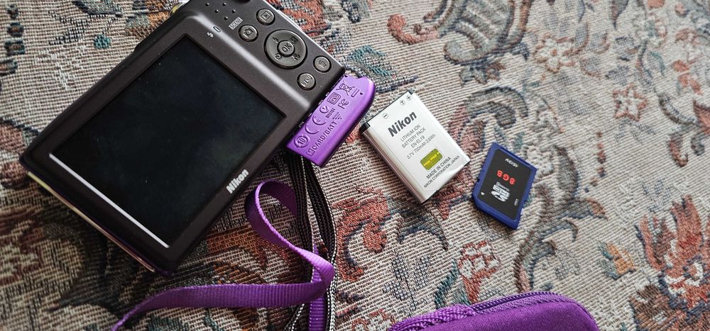 Aparat foto digital Nikon COOLPIX S3300, 16MP, Purple