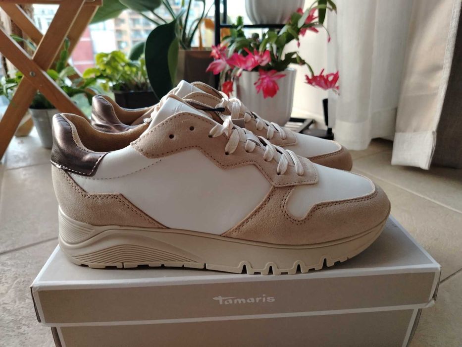 Страхотни дамски сникърси Tamaris – естествена кожа и велур