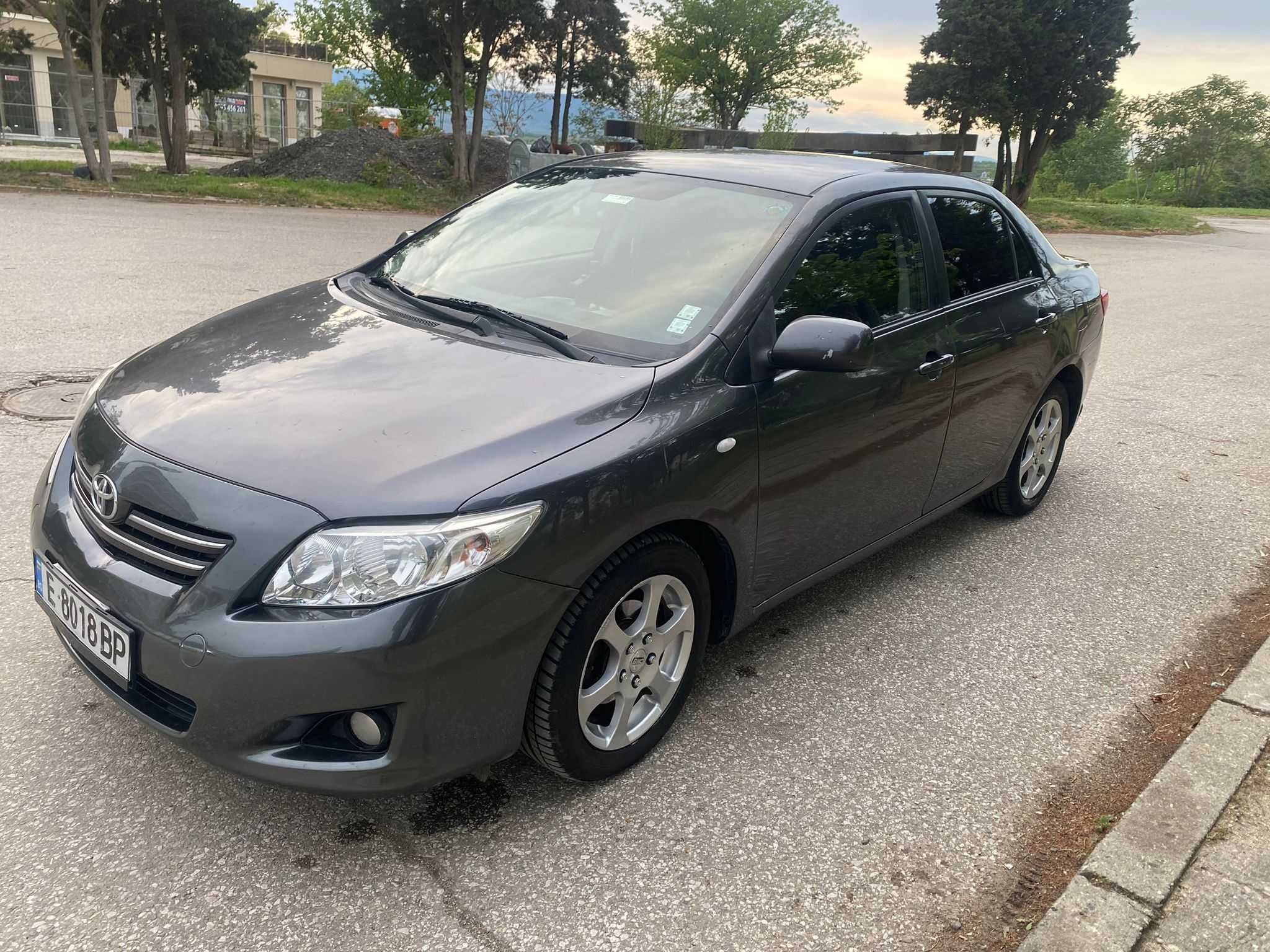 Toyota Corolla 1.6 VVTI бензин - газ