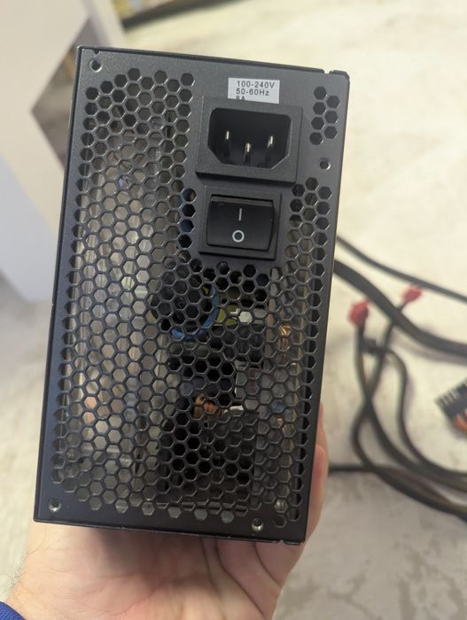 Sursă OCZ  Fatal1ty 550W