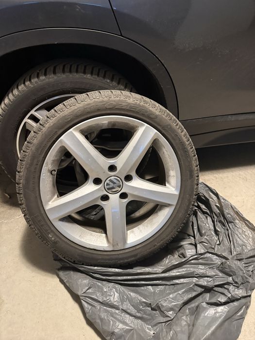 Jante vw 17 cu anvelope 205/50R17 iarna