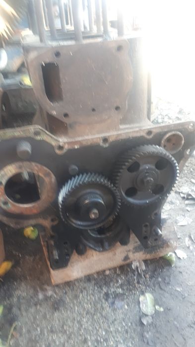 Bloc motor u650 si arbore si alte piese.