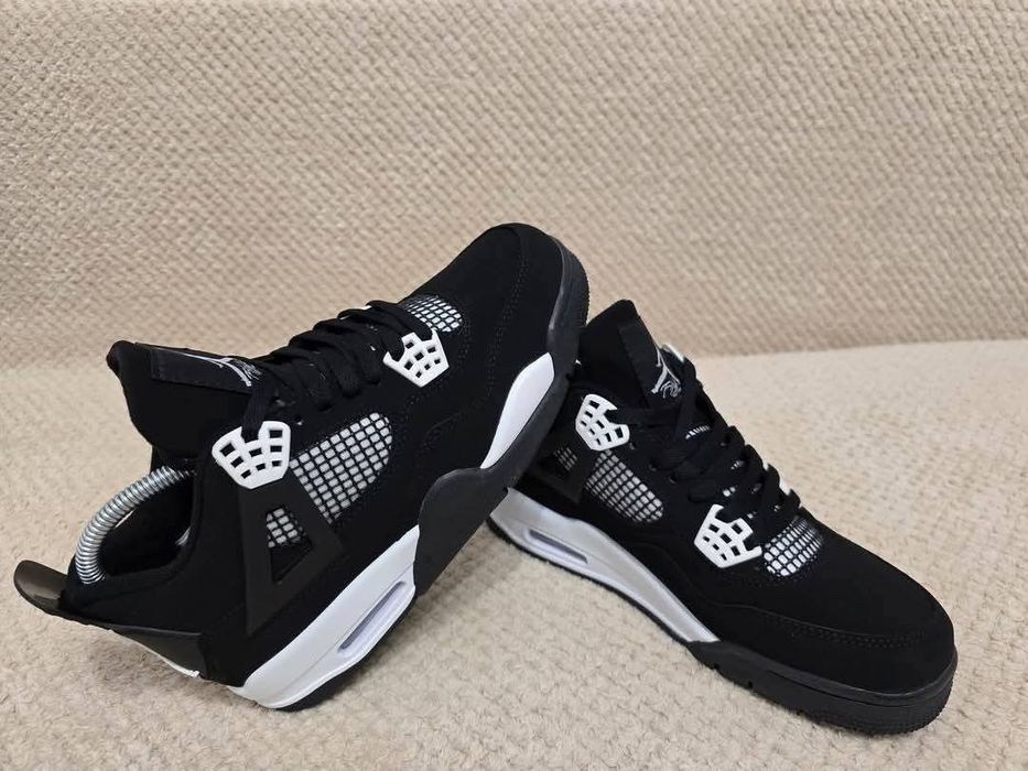 Nike Jordan 4 White Tunder nr 37 38 39 40 preț 400 lei